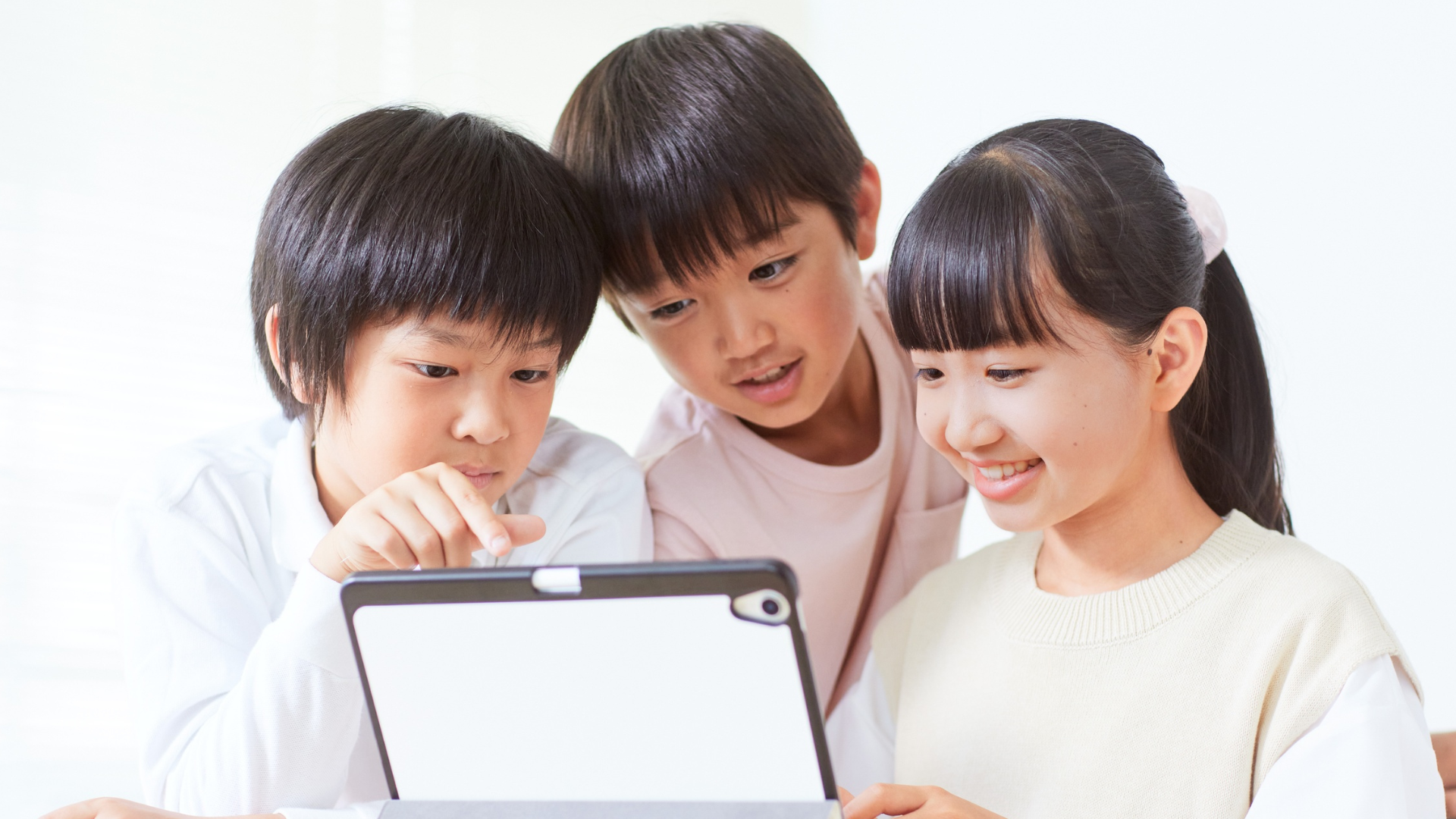 タブレット教材「スマイルゼミ」が選ばれる理由と魅力の評判まとめ