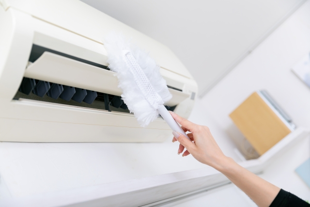 エアコンの上手な使い方3:こまめなフィルター掃除がカギを握る🧹